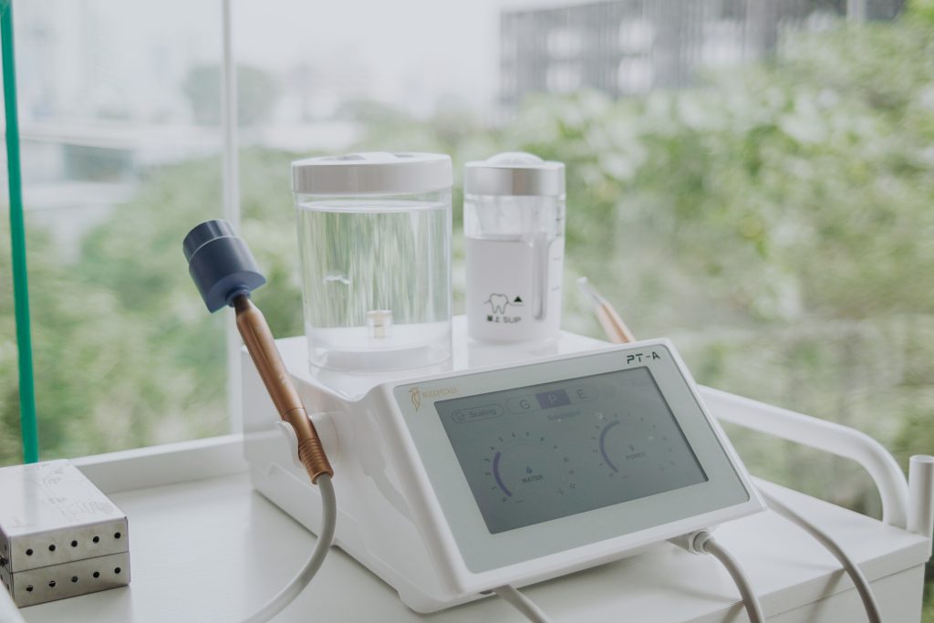 Dental hygiene and painless scaling equipment at Mori Dental